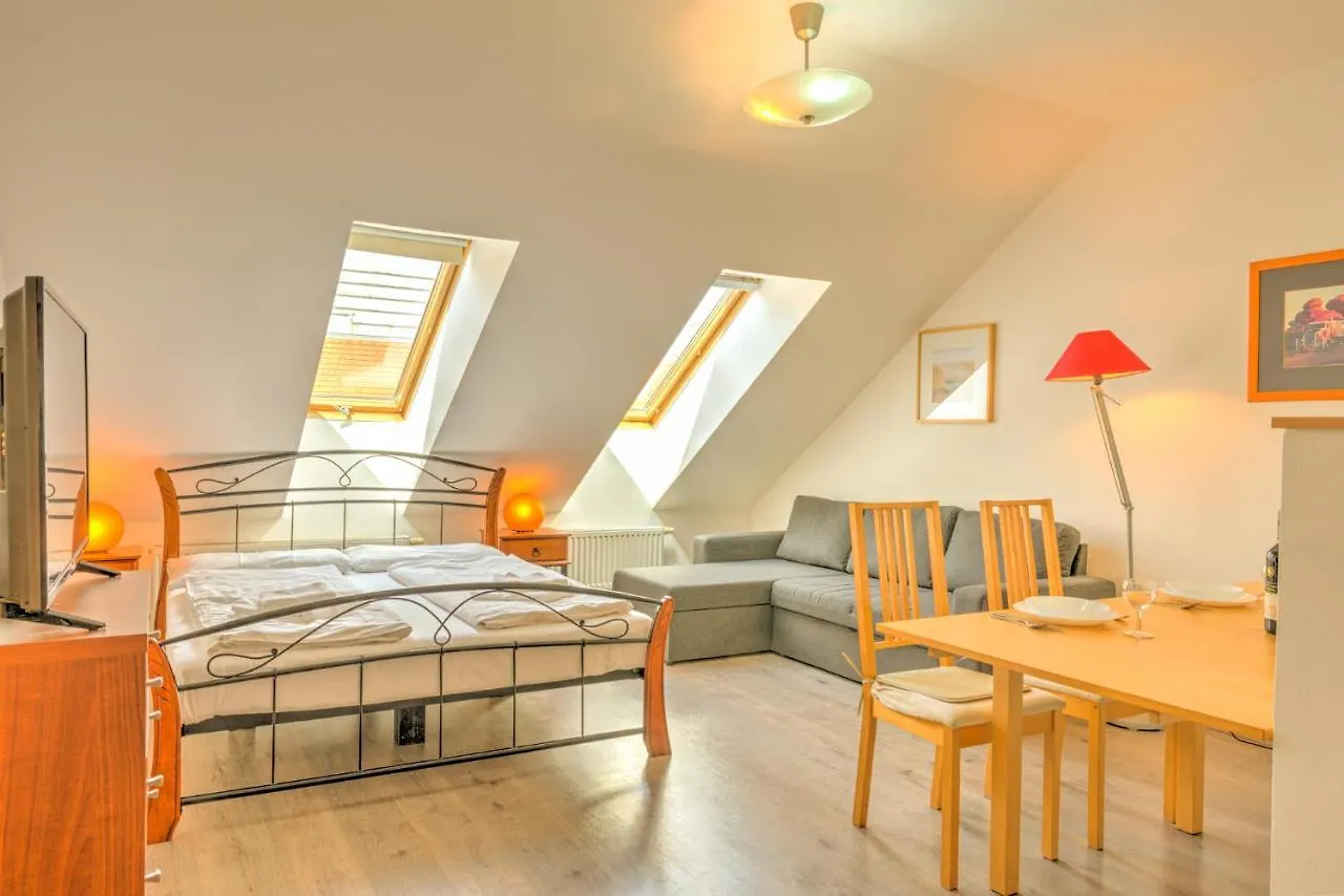 City Central Apartments Budapest 0*,